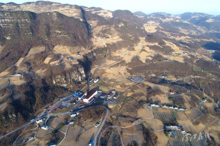 8、火燒坪鄉地貌航拍（郭寒 攝）